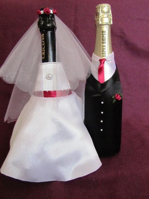 свадебные бутылки жених и невеста